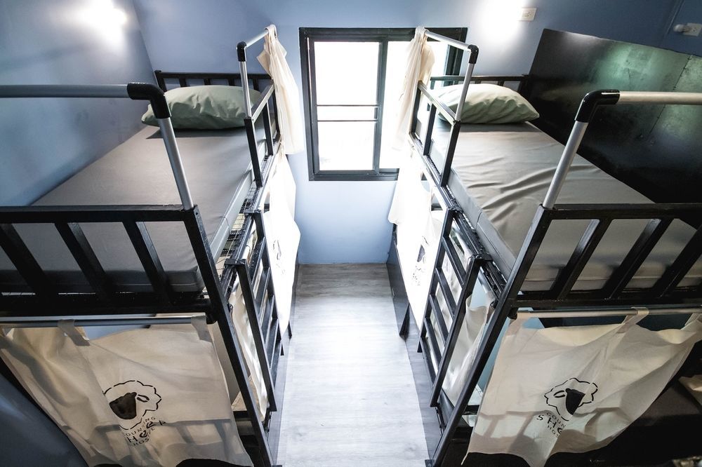 Counting Sheep Hostel Bangkok Exterior photo